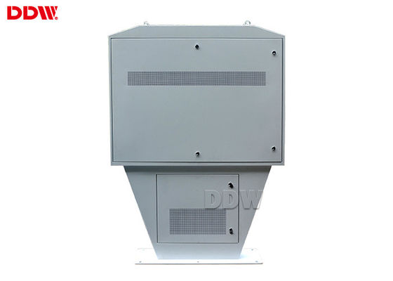 65 Inch Waterproof Outdoor Digital Signs With CE RoHS CCC Approve