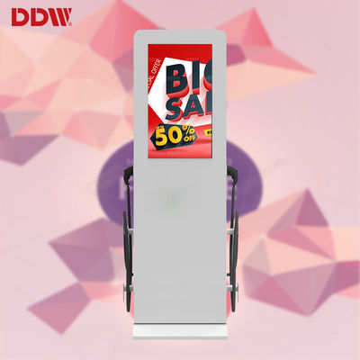 Double Charge Electric Car Stations Integrated With High Brightness Outdoor Advertising Player