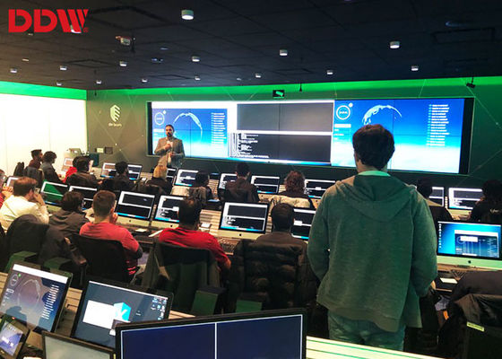 1.7 Mm Narrow Bezel CCTV Video Wall FHD Physical Resolution 1920x1080