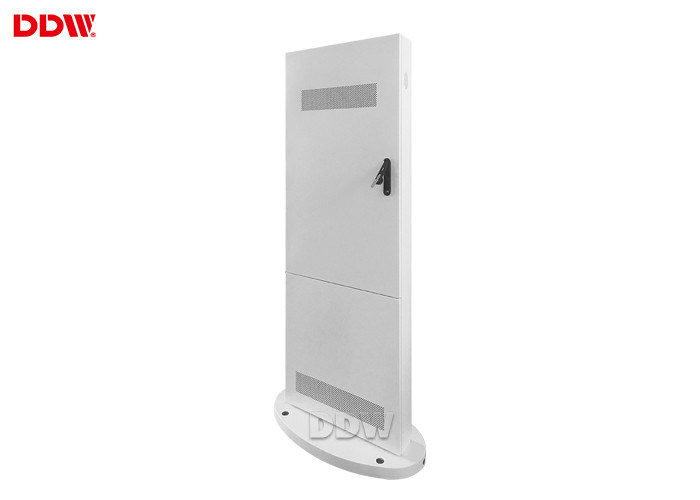All Weather Outdoor Freestanding Digital Signage 55 Inch Lcd Monitor 2500 Nits